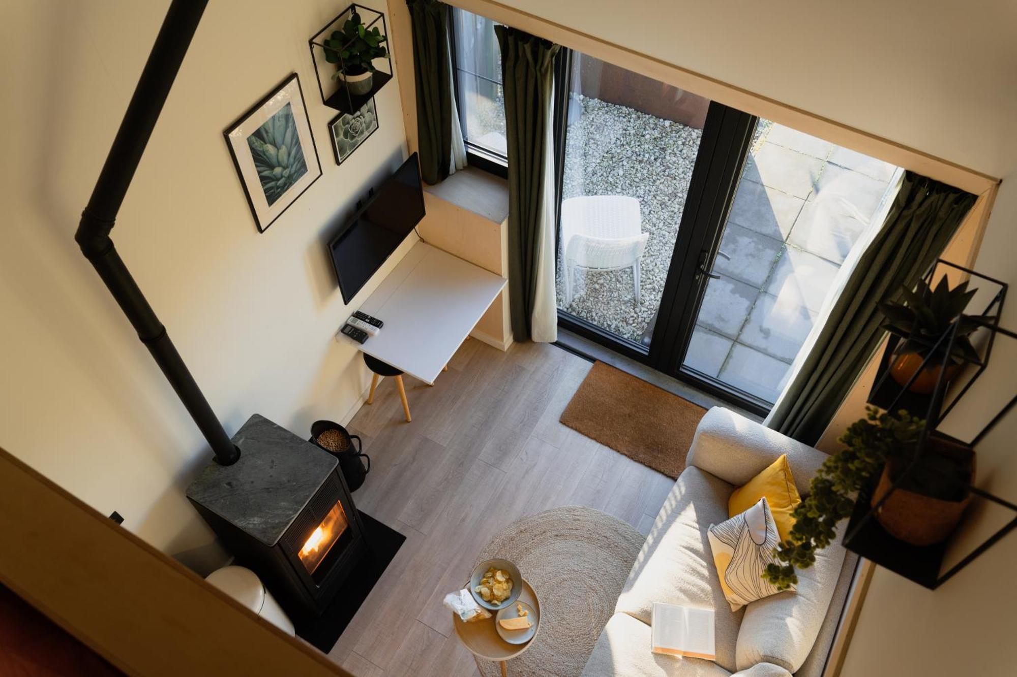 Romantisch Huisje Met Houtkachel & Airco Op 2,5Km Van Zee 赫鲁德 外观 照片